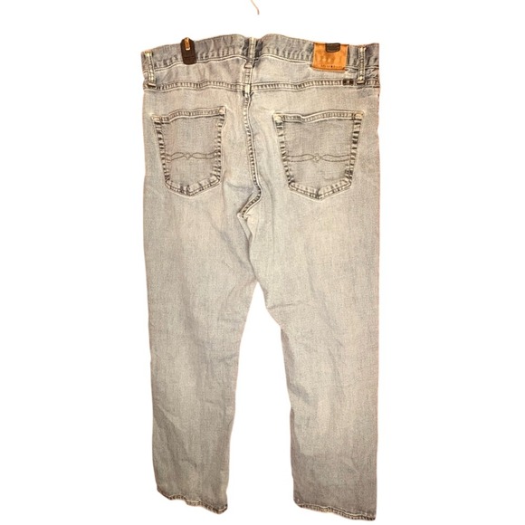 Lucky Brand Men's Denim Jeans in Light Blue - Picture 4 of 12